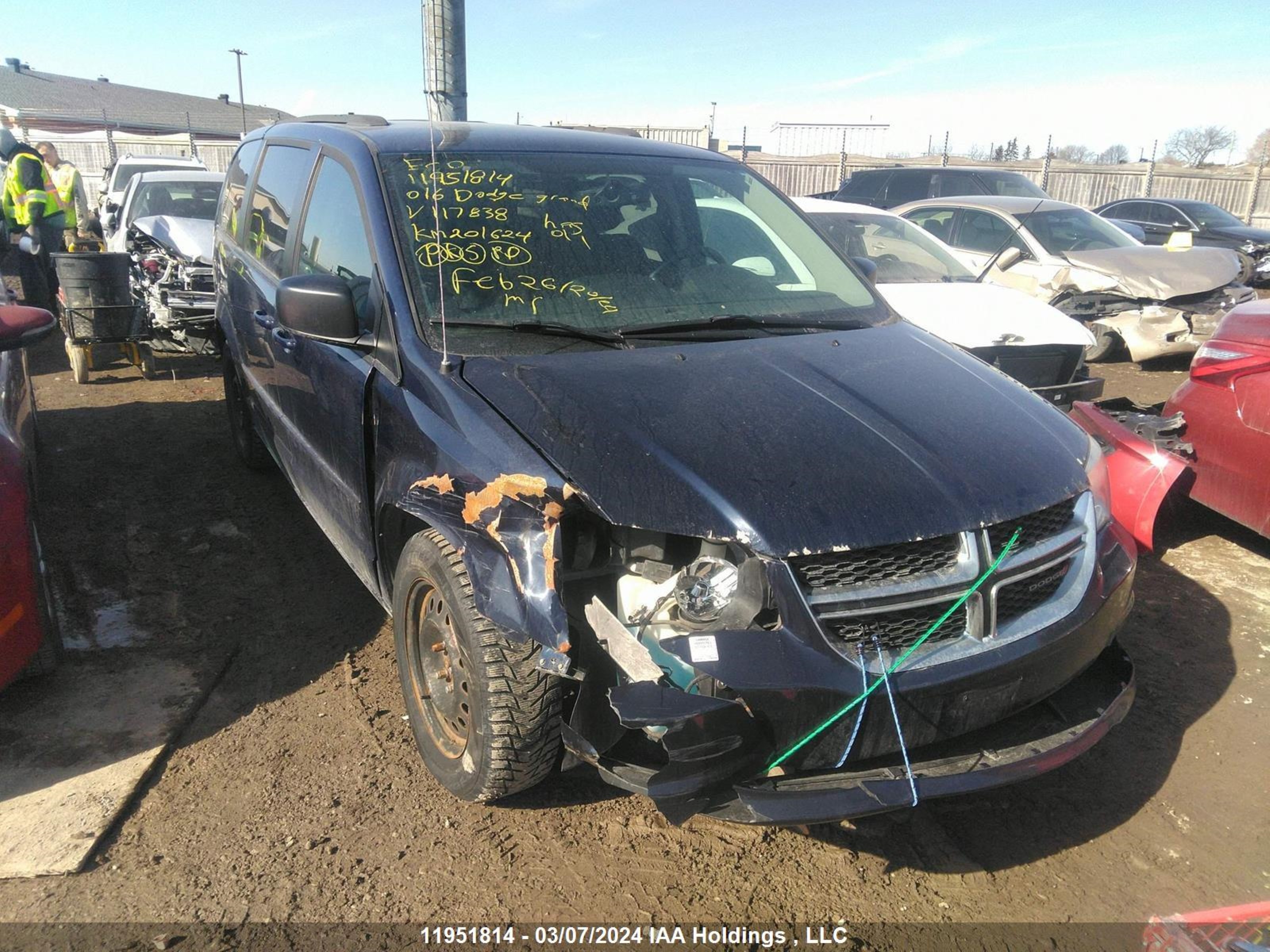 Photo 5 VIN: 2C4RDGBG6GR117838 - DODGE CARAVAN 