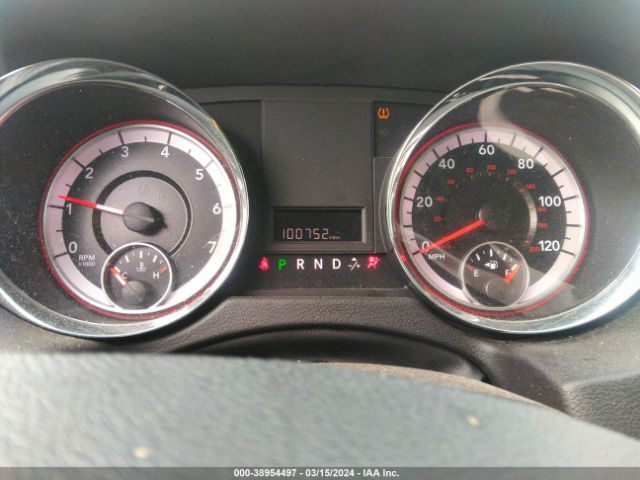 Photo 6 VIN: 2C4RDGBG6HR640374 - DODGE GRAND CARAVAN 