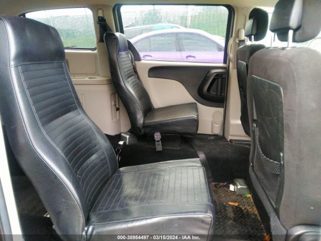 Photo 7 VIN: 2C4RDGBG6HR640374 - DODGE GRAND CARAVAN 