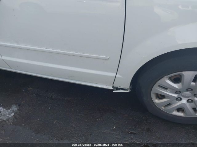 Photo 5 VIN: 2C4RDGBG6HR646448 - DODGE GRAND CARAVAN 