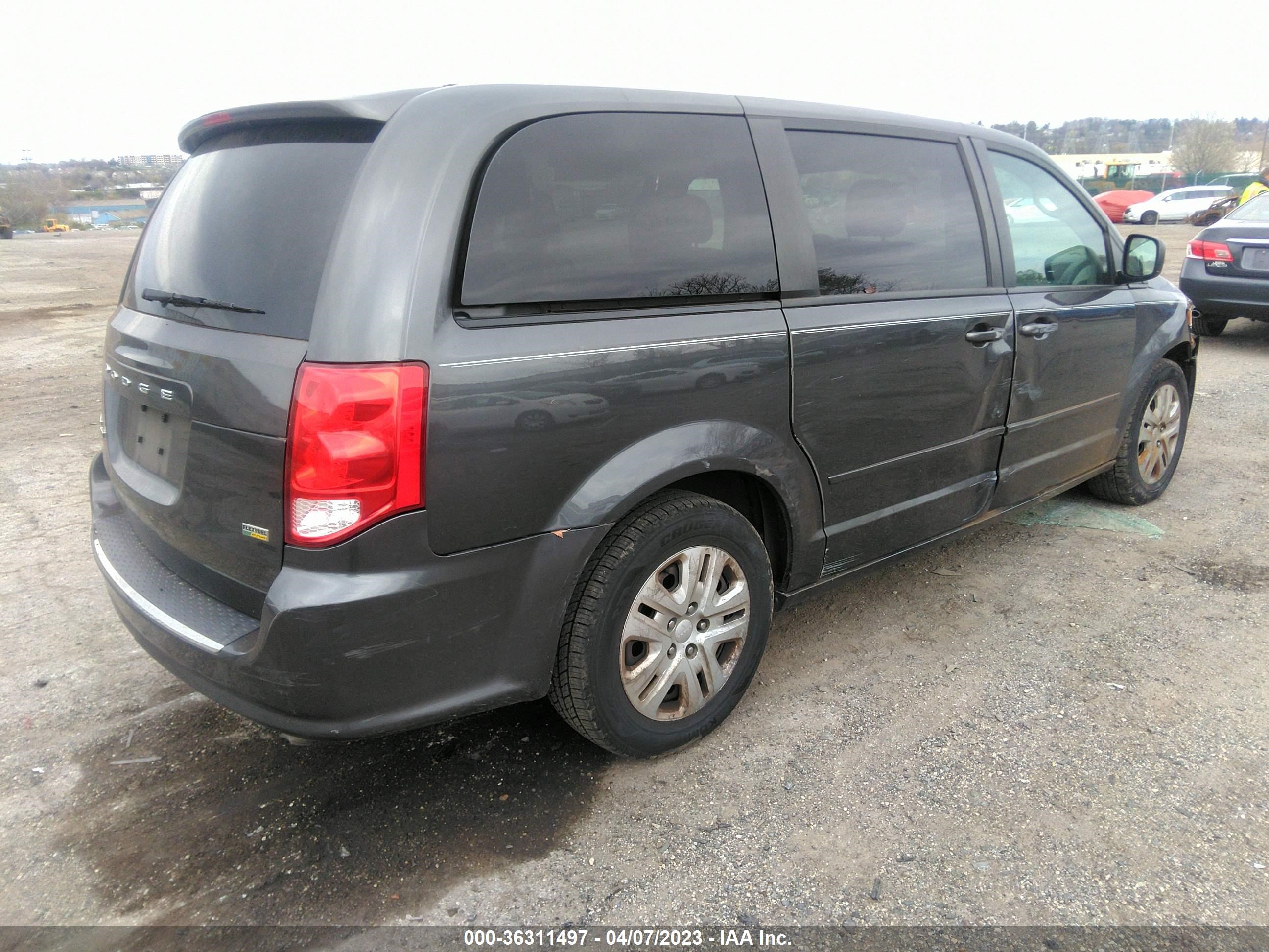 Photo 3 VIN: 2C4RDGBG6HR855351 - DODGE CARAVAN 