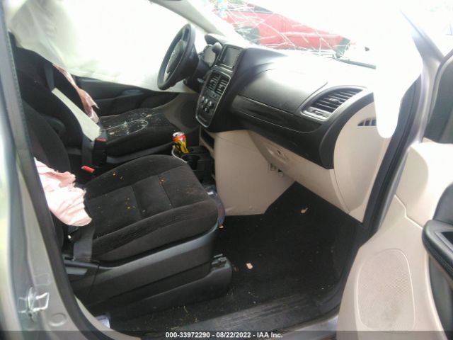 Photo 4 VIN: 2C4RDGBG6JR133898 - DODGE GRAND CARAVAN 