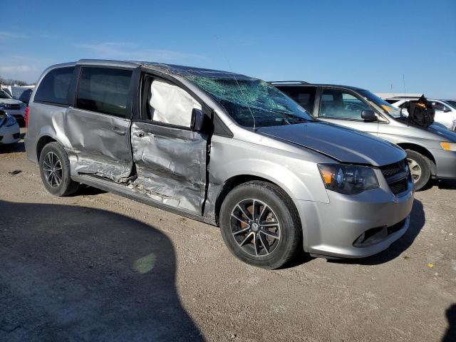 Photo 3 VIN: 2C4RDGBG6JR162365 - DODGE CARAVAN 