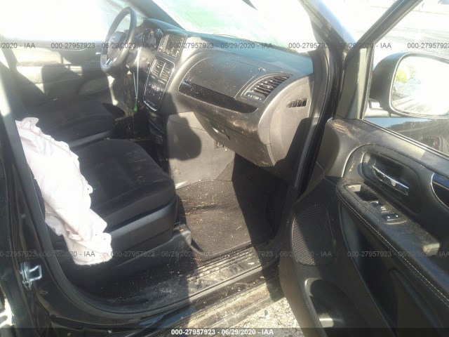 Photo 4 VIN: 2C4RDGBG6JR215338 - DODGE GRAND CARAVAN 