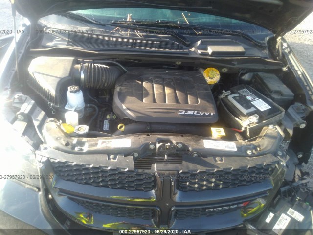 Photo 9 VIN: 2C4RDGBG6JR215338 - DODGE GRAND CARAVAN 