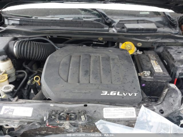 Photo 9 VIN: 2C4RDGBG6JR259548 - DODGE GRAND CARAVAN 