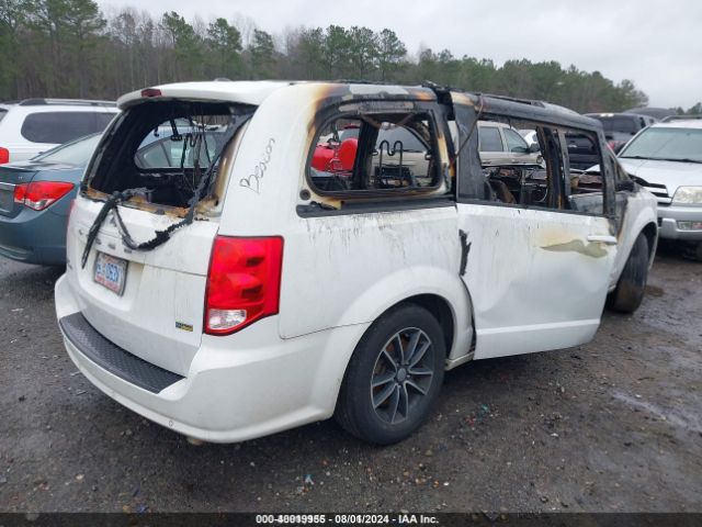 Photo 3 VIN: 2C4RDGBG6JR296292 - DODGE GRAND CARAVAN 