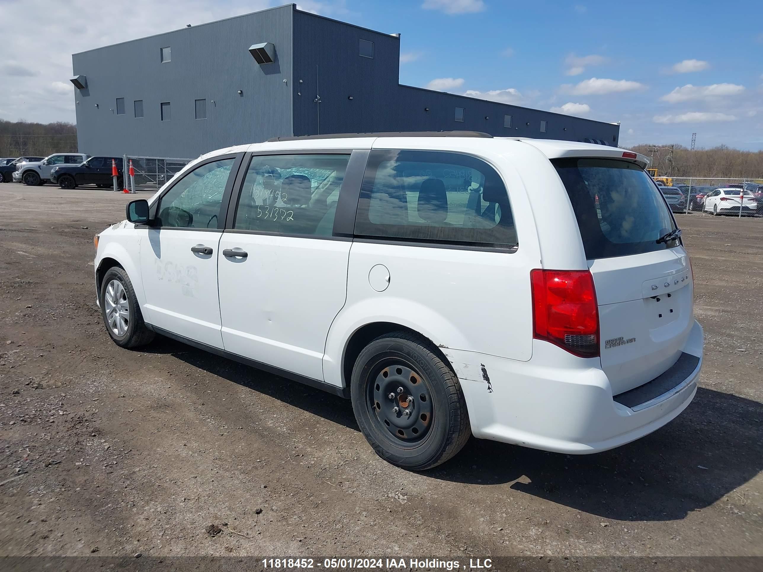 Photo 2 VIN: 2C4RDGBG6KR531372 - DODGE CARAVAN 