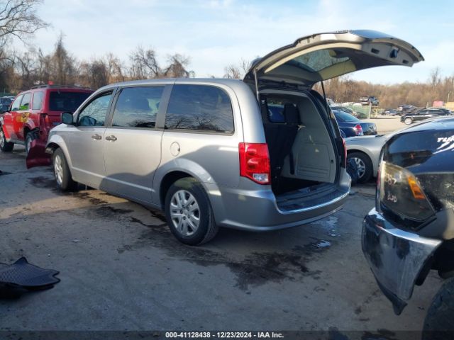 Photo 2 VIN: 2C4RDGBG6KR586565 - DODGE GRAND CARAVAN 