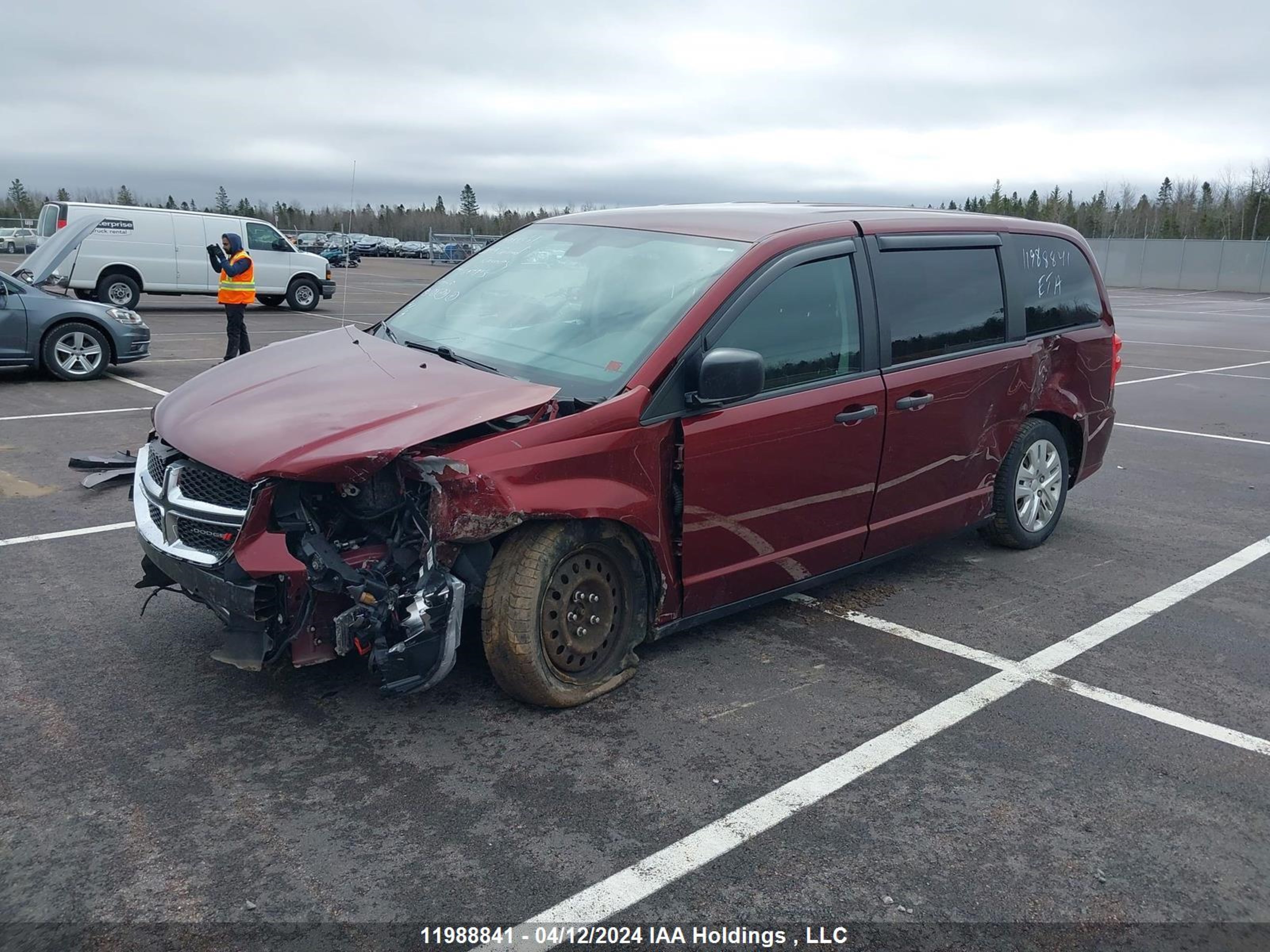 Photo 1 VIN: 2C4RDGBG6KR697813 - DODGE CARAVAN 