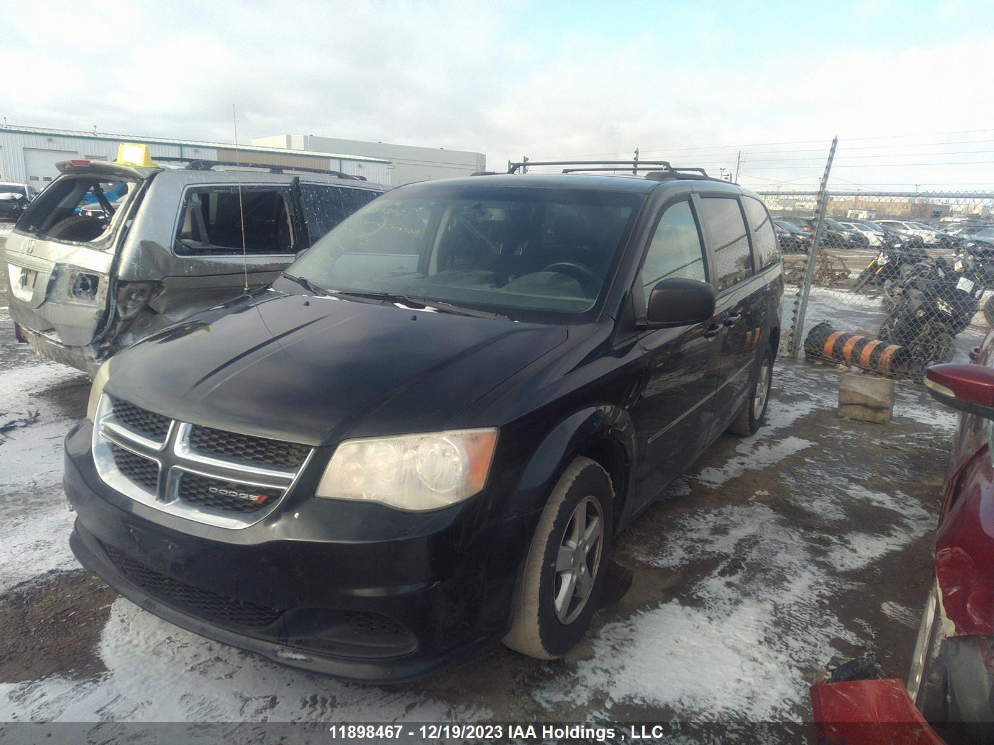 Photo 1 VIN: 2C4RDGBG7CR370855 - DODGE CARAVAN 