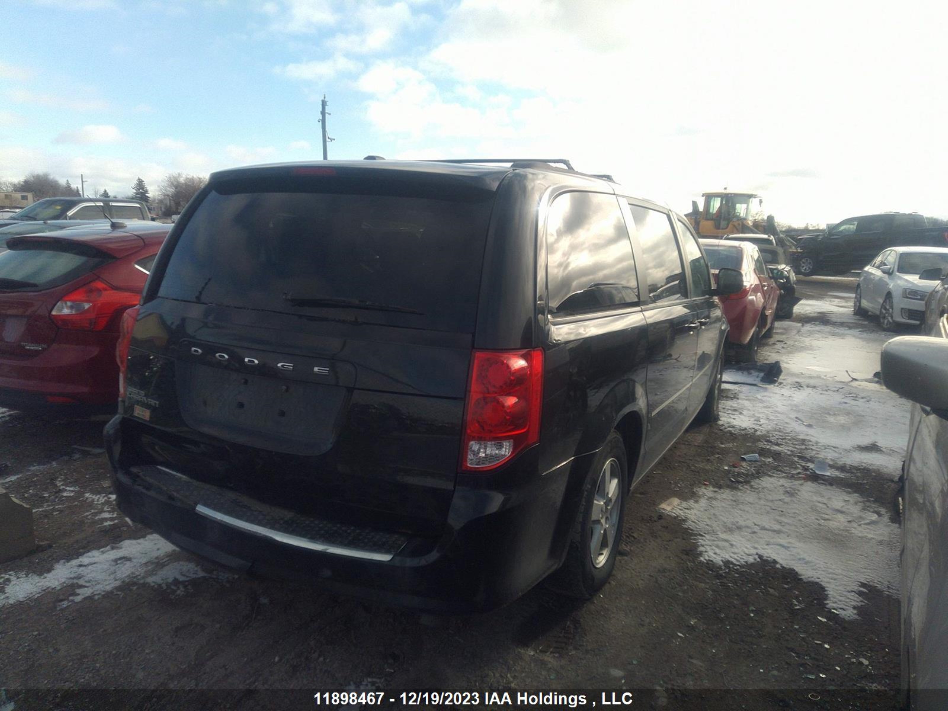 Photo 3 VIN: 2C4RDGBG7CR370855 - DODGE CARAVAN 