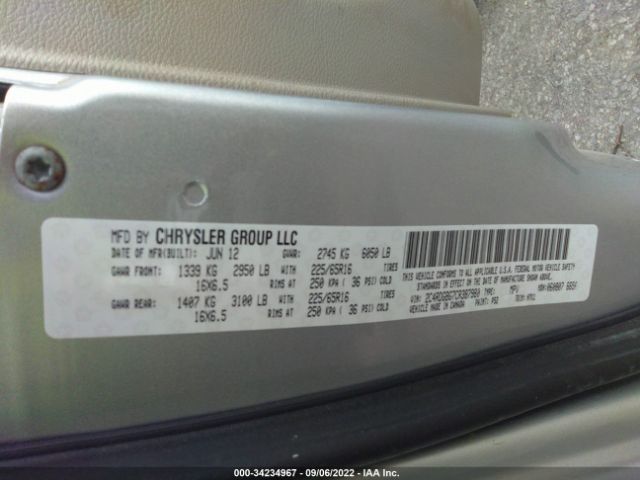 Photo 8 VIN: 2C4RDGBG7CR387980 - DODGE GRAND CARAVAN 