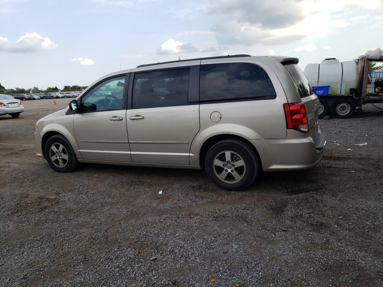 Photo 1 VIN: 2C4RDGBG7CR423943 - DODGE CARAVAN 