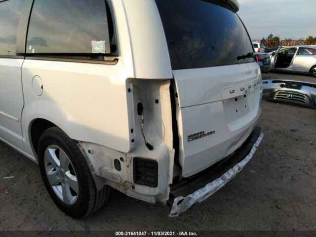 Photo 5 VIN: 2C4RDGBG7DR733303 - DODGE GRAND CARAVAN 