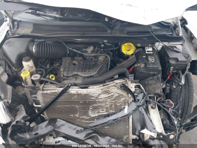 Photo 9 VIN: 2C4RDGBG7ER104352 - DODGE GRAND CARAVAN 