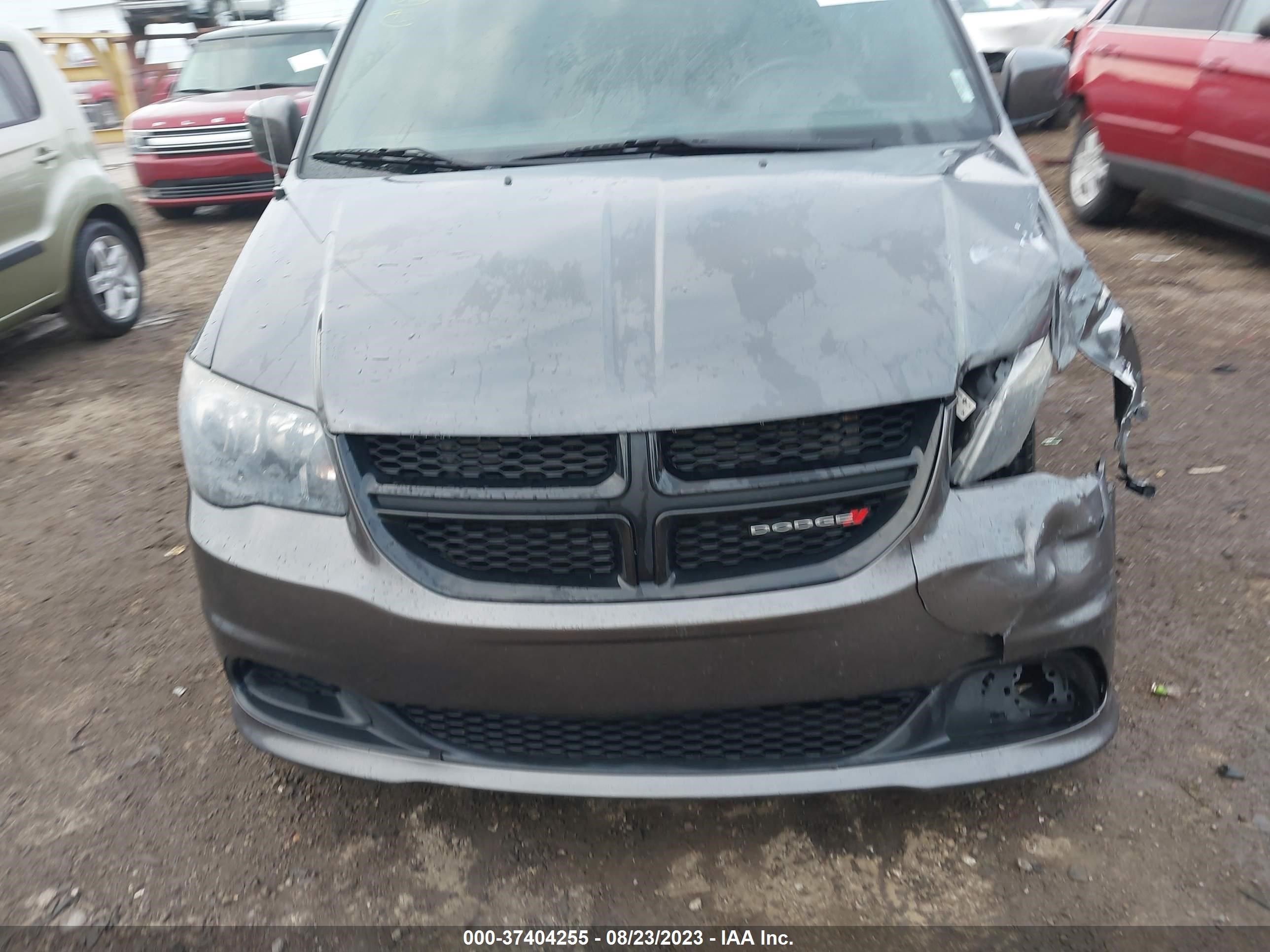 Photo 11 VIN: 2C4RDGBG7ER371460 - DODGE CARAVAN 