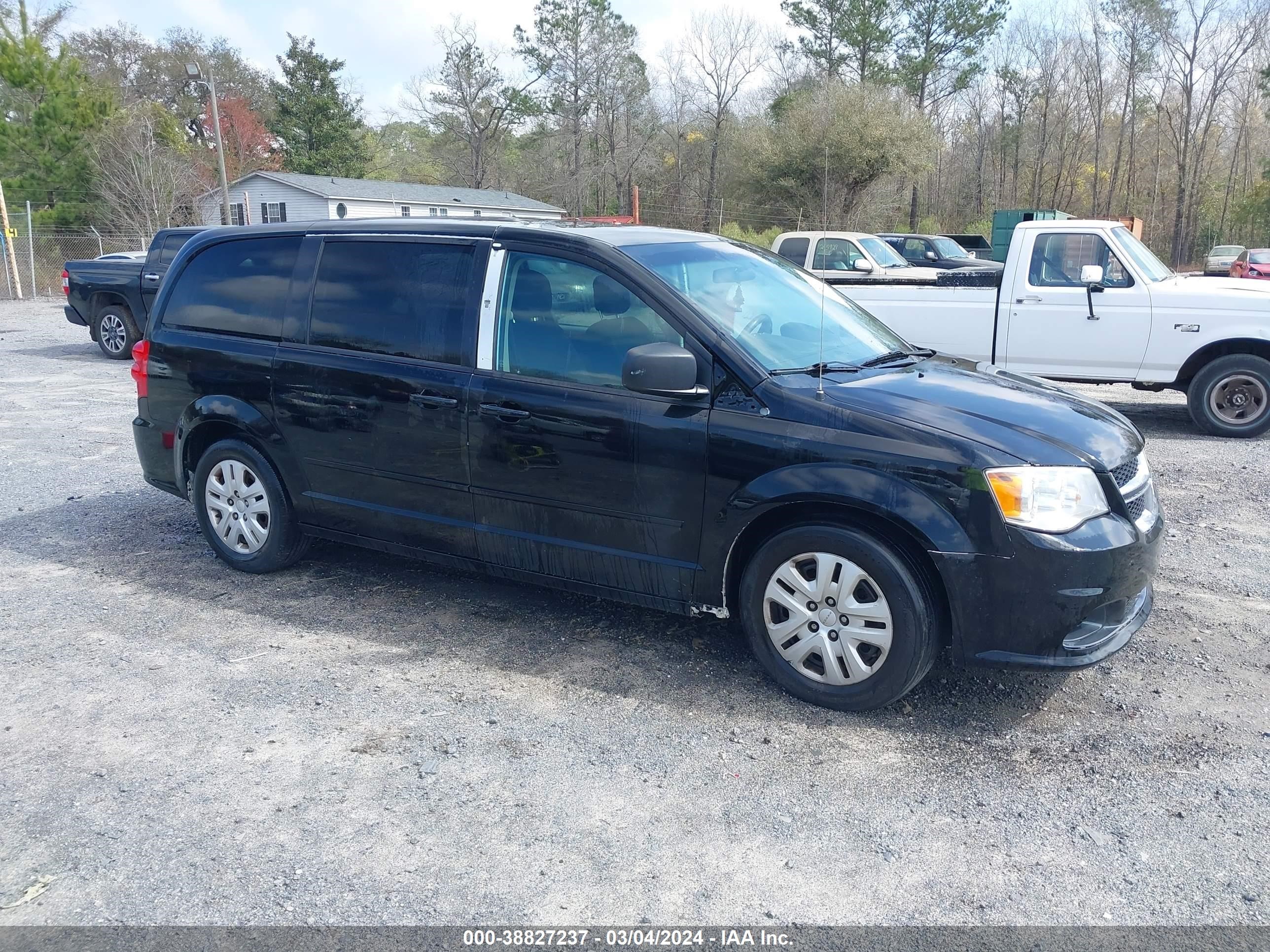 Photo 0 VIN: 2C4RDGBG7FR568646 - DODGE CARAVAN 