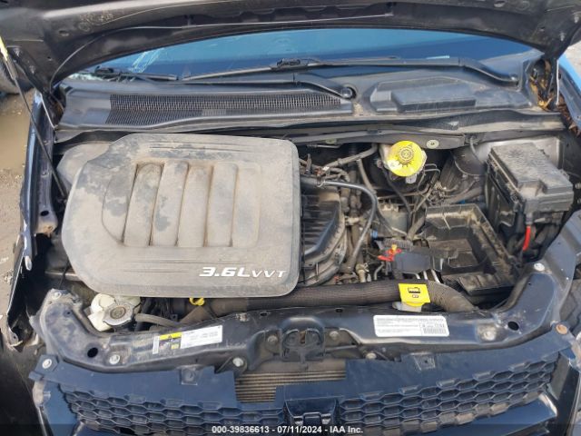 Photo 9 VIN: 2C4RDGBG7FR569800 - DODGE GRAND CARAVAN 