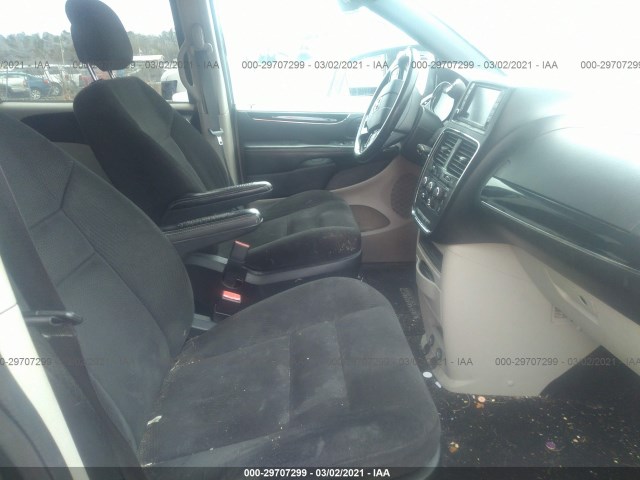 Photo 4 VIN: 2C4RDGBG7FR653731 - DODGE GRAND CARAVAN 