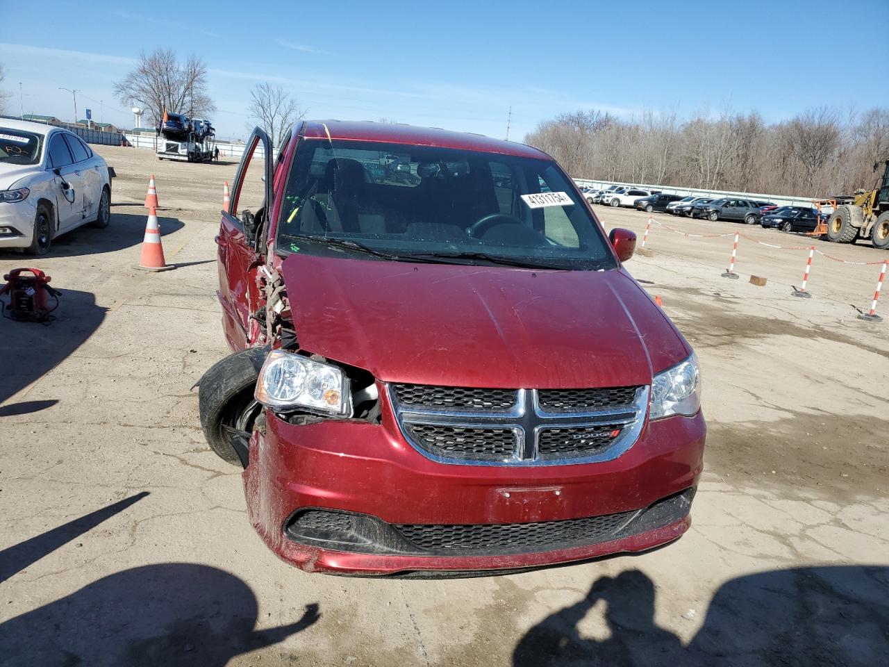 Photo 4 VIN: 2C4RDGBG7FR685482 - DODGE CARAVAN 