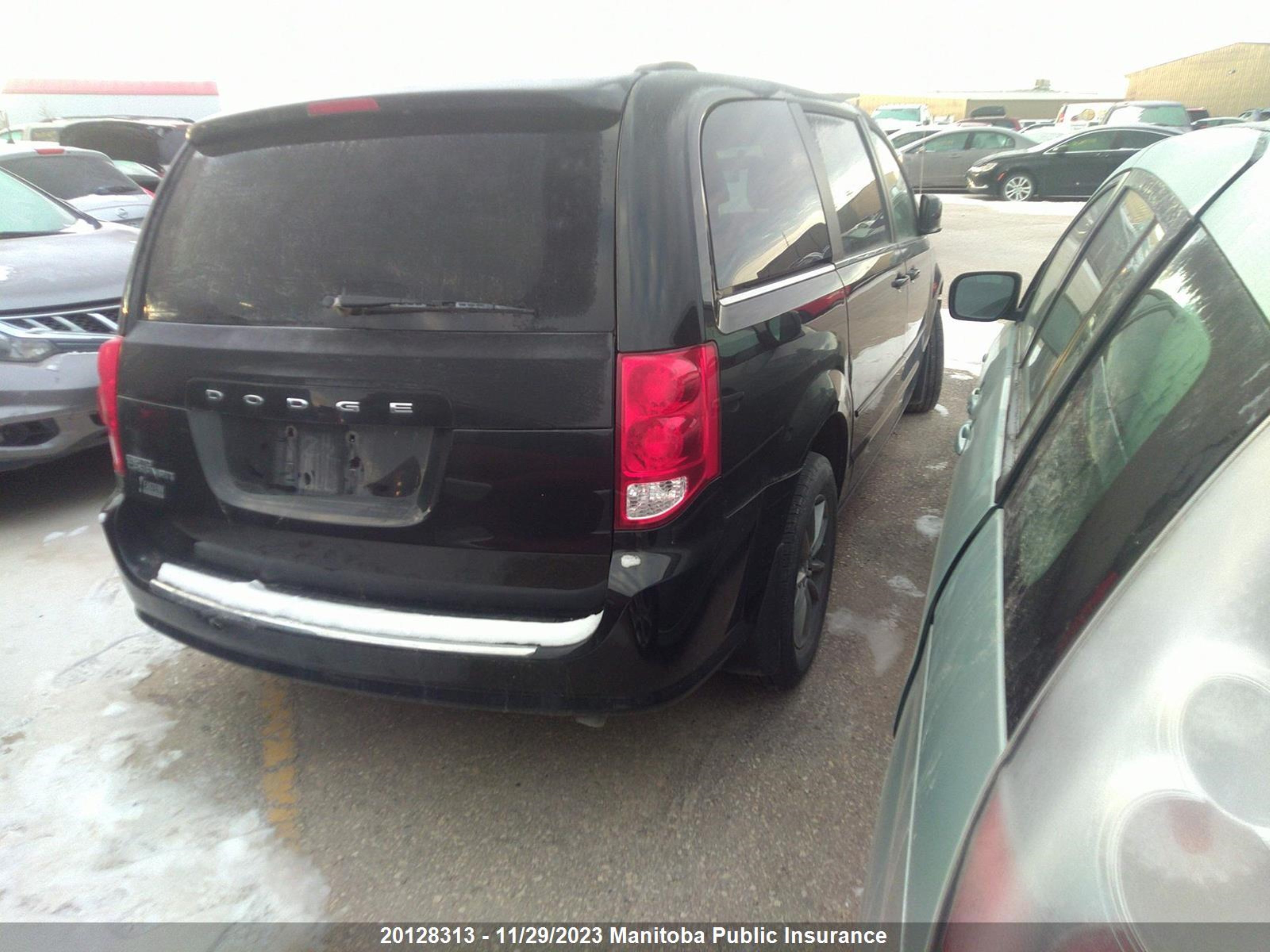 Photo 3 VIN: 2C4RDGBG7FR703012 - DODGE CARAVAN 