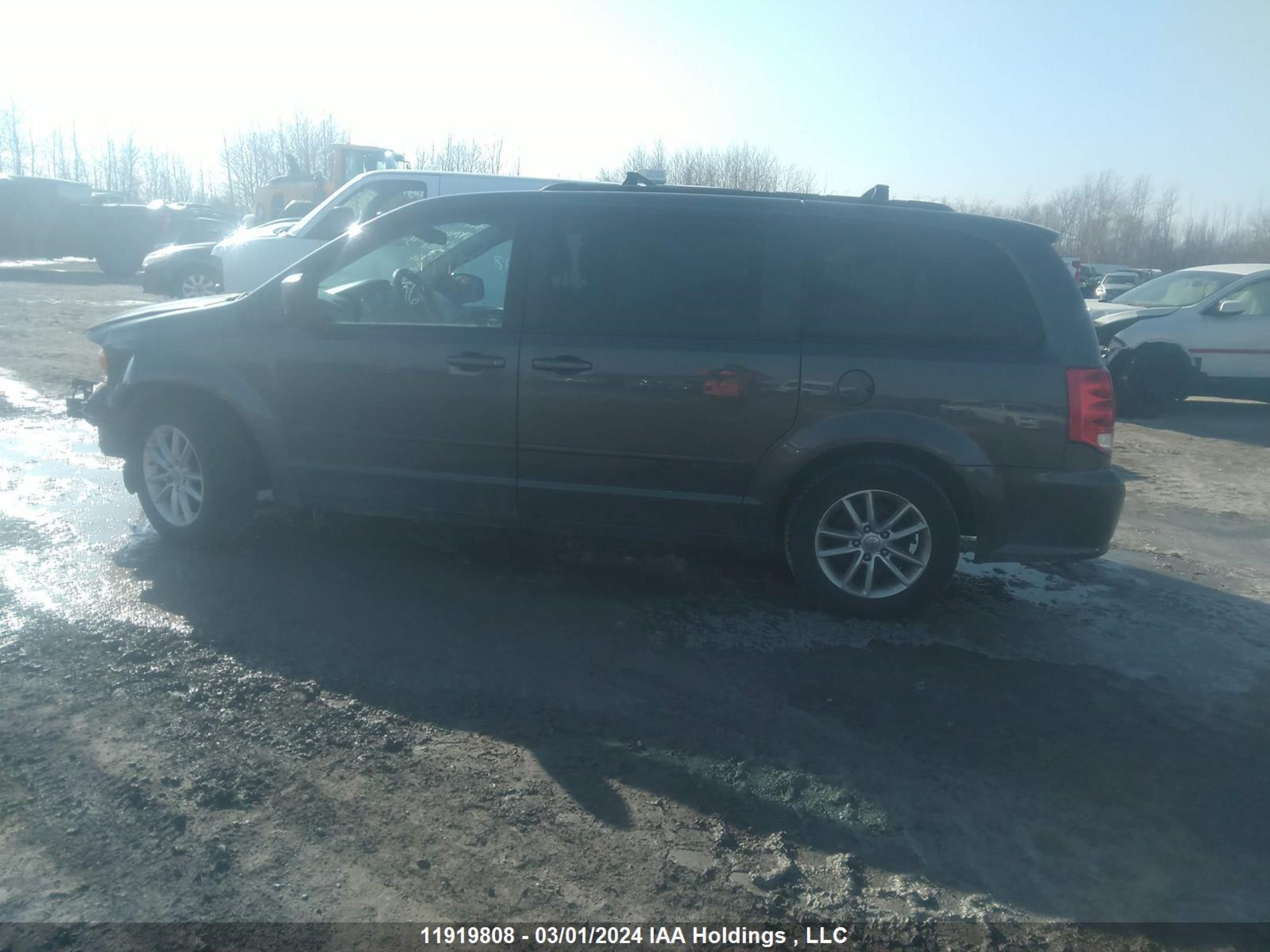 Photo 14 VIN: 2C4RDGBG7GR126614 - DODGE CARAVAN 