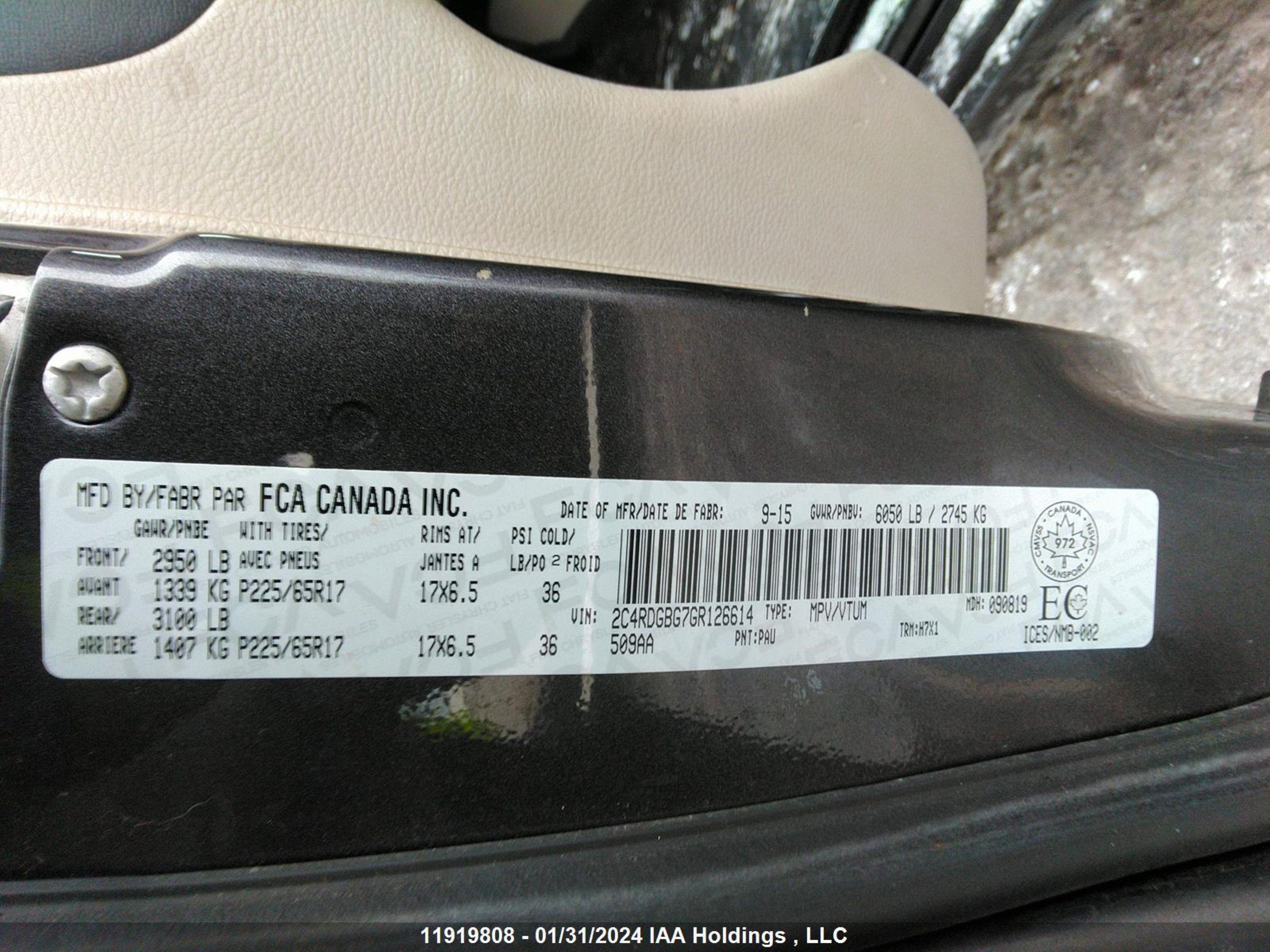 Photo 8 VIN: 2C4RDGBG7GR126614 - DODGE CARAVAN 