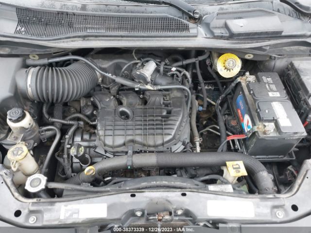 Photo 9 VIN: 2C4RDGBG7HR549386 - DODGE GRAND CARAVAN 