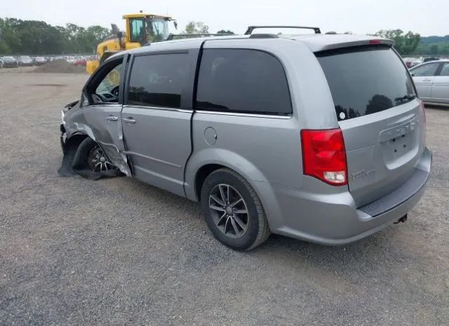 Photo 2 VIN: 2C4RDGBG7HR612051 - DODGE GRAND CARAVAN 