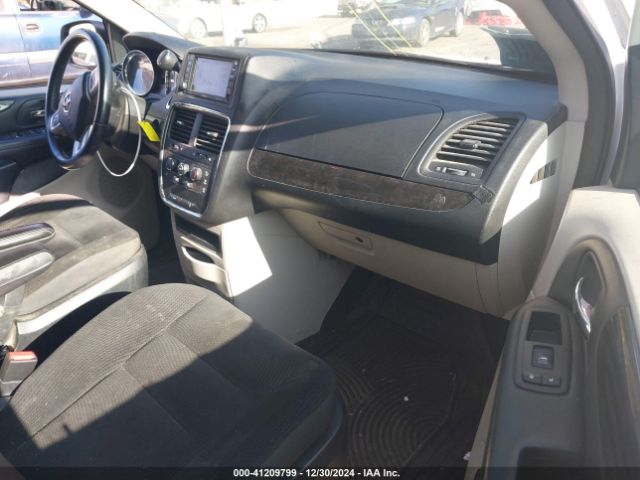 Photo 4 VIN: 2C4RDGBG7HR847159 - DODGE GRAND CARAVAN 