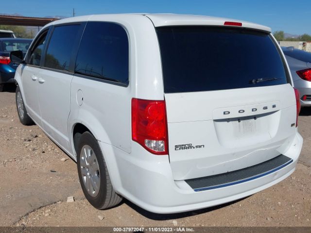 Photo 2 VIN: 2C4RDGBG7JR143498 - DODGE GRAND CARAVAN 