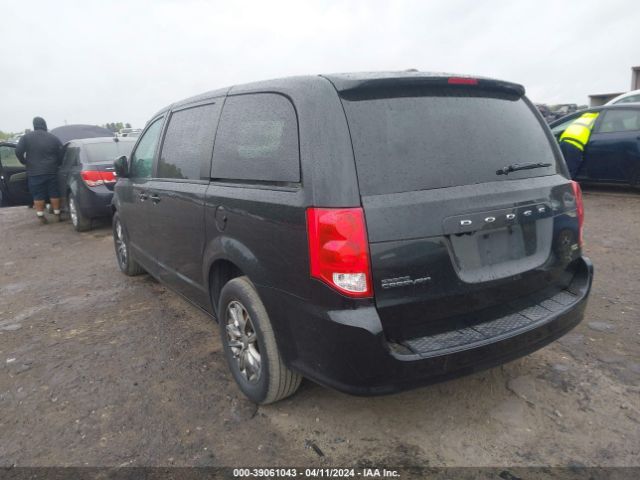 Photo 2 VIN: 2C4RDGBG7JR200962 - DODGE GRAND CARAVAN 