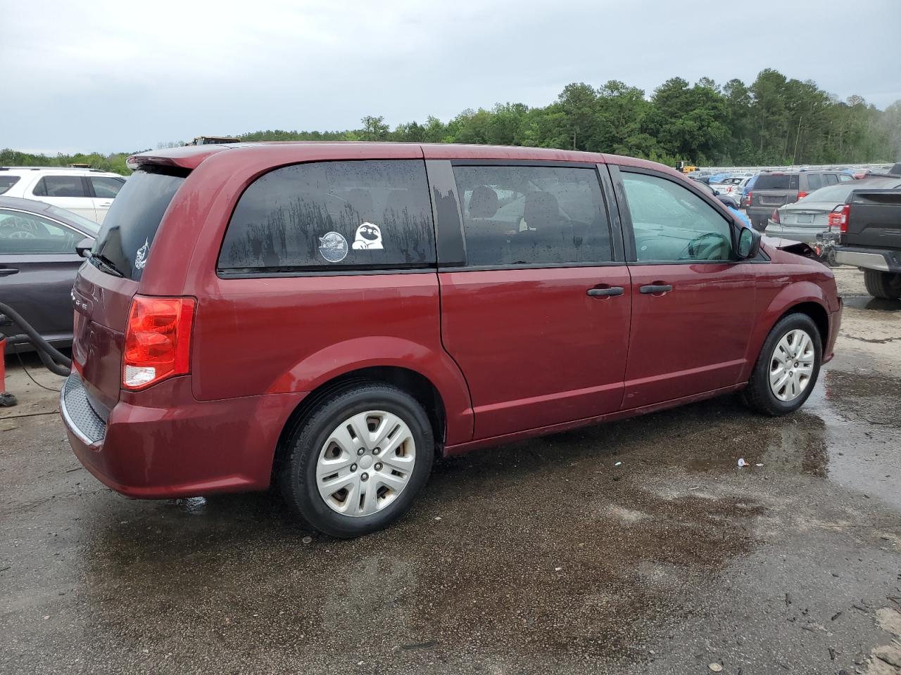 Photo 2 VIN: 2C4RDGBG7KR504729 - DODGE CARAVAN 