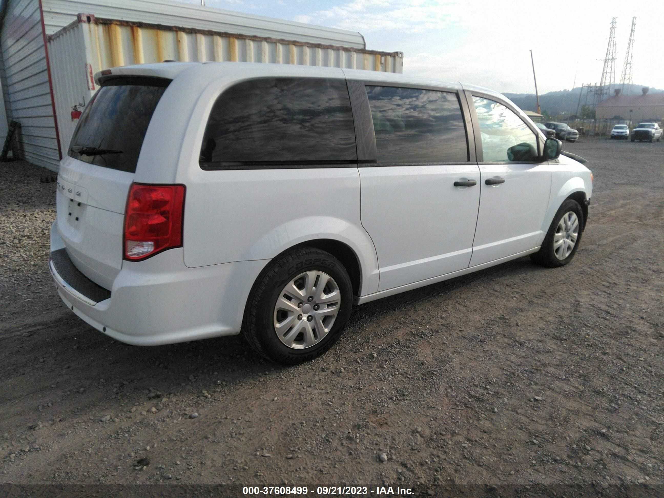 Photo 3 VIN: 2C4RDGBG7KR527234 - DODGE CARAVAN 