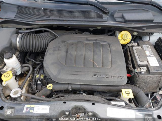 Photo 9 VIN: 2C4RDGBG7KR649429 - DODGE GRAND CARAVAN 