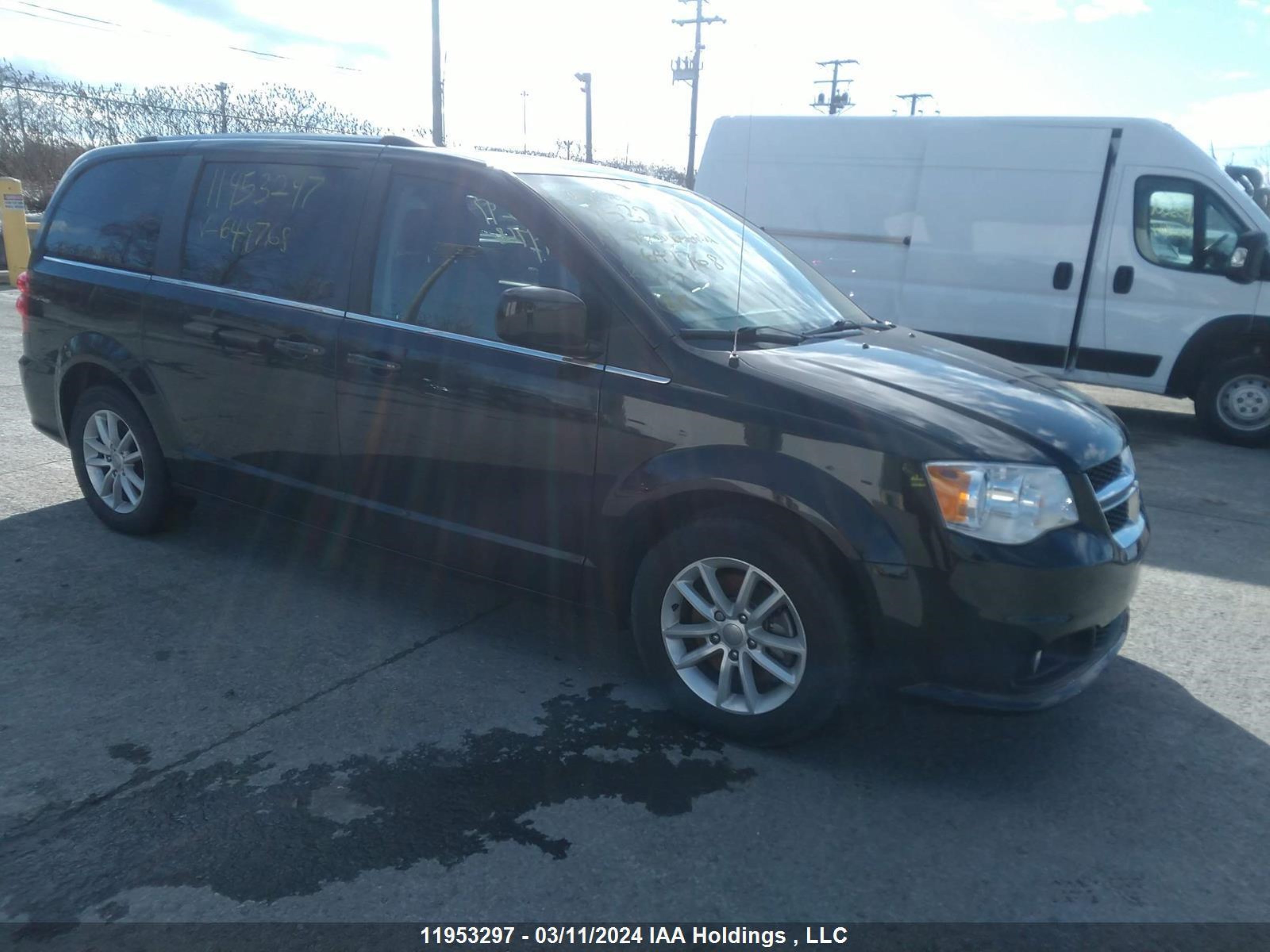 Photo 0 VIN: 2C4RDGBG7KR649768 - DODGE CARAVAN 