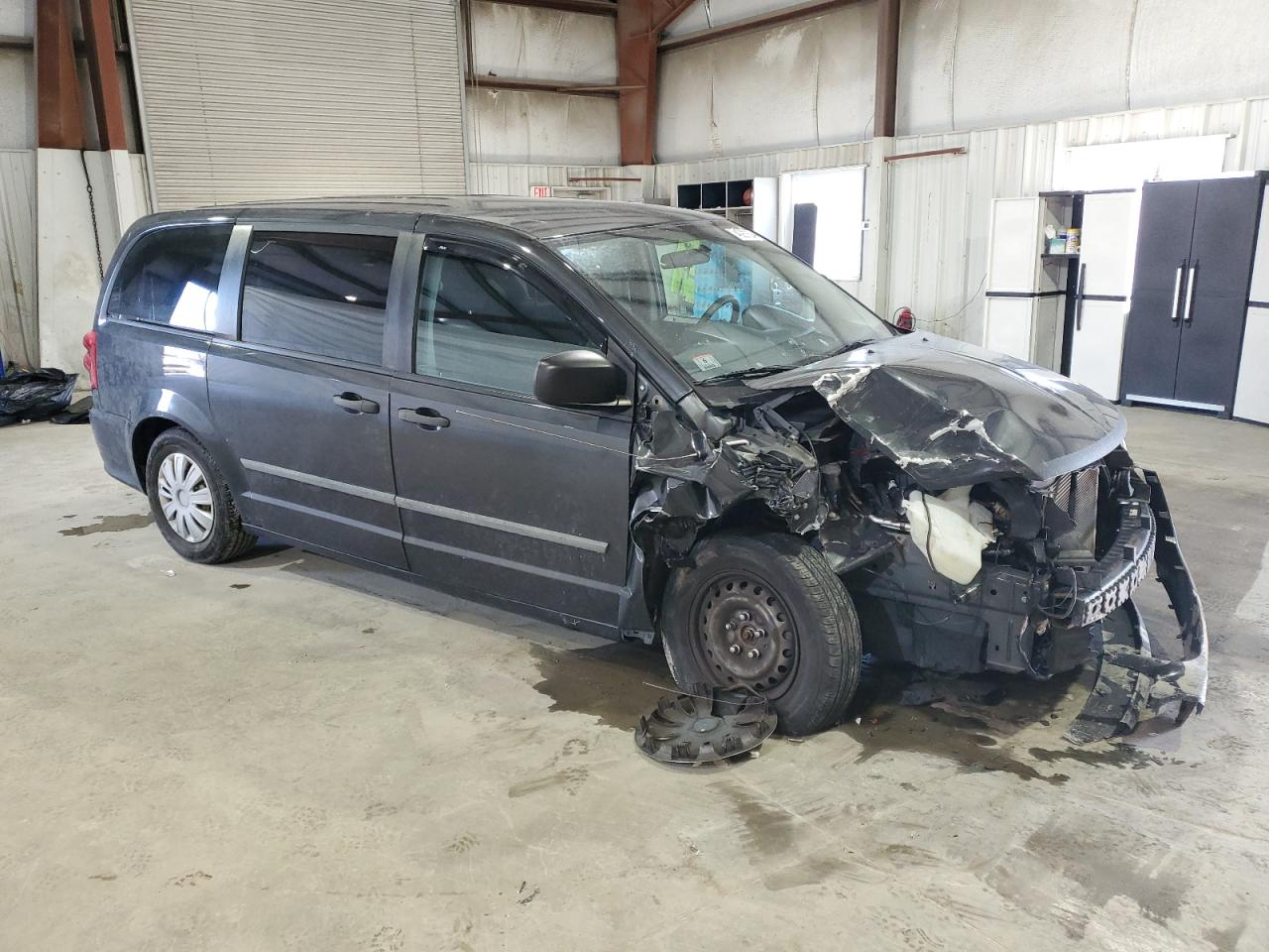 Photo 3 VIN: 2C4RDGBG8CR215912 - DODGE CARAVAN 