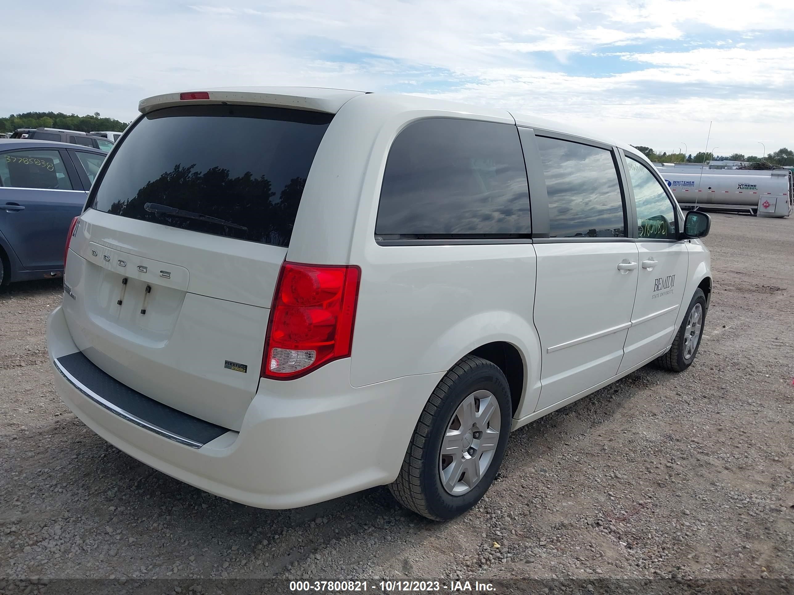 Photo 3 VIN: 2C4RDGBG8CR225758 - DODGE CARAVAN 