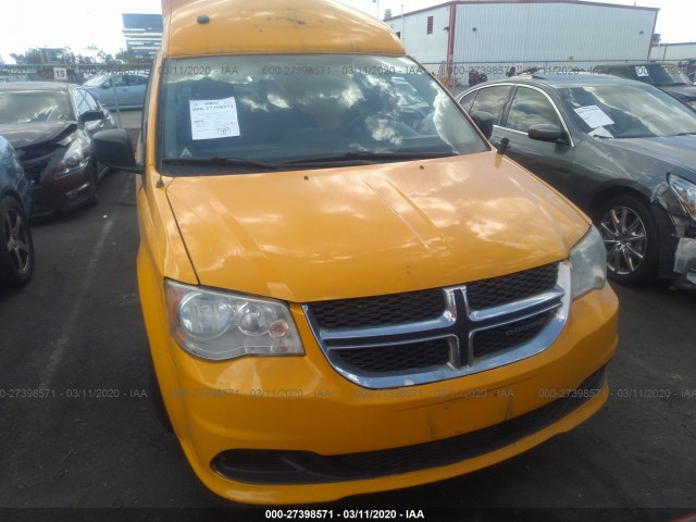 Photo 5 VIN: 2C4RDGBG8CR364899 - DODGE GRAND CARAVAN 