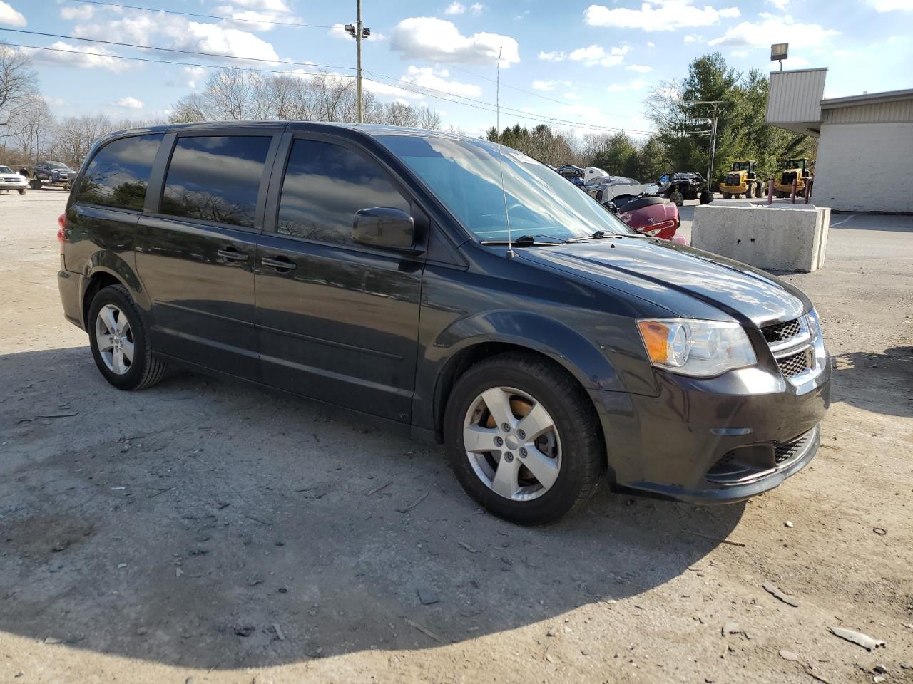 Photo 3 VIN: 2C4RDGBG8DR609539 - DODGE CARAVAN 