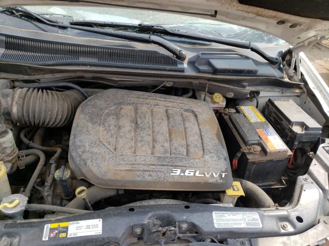 Photo 6 VIN: 2C4RDGBG8DR640130 - DODGE GRAND CARA 