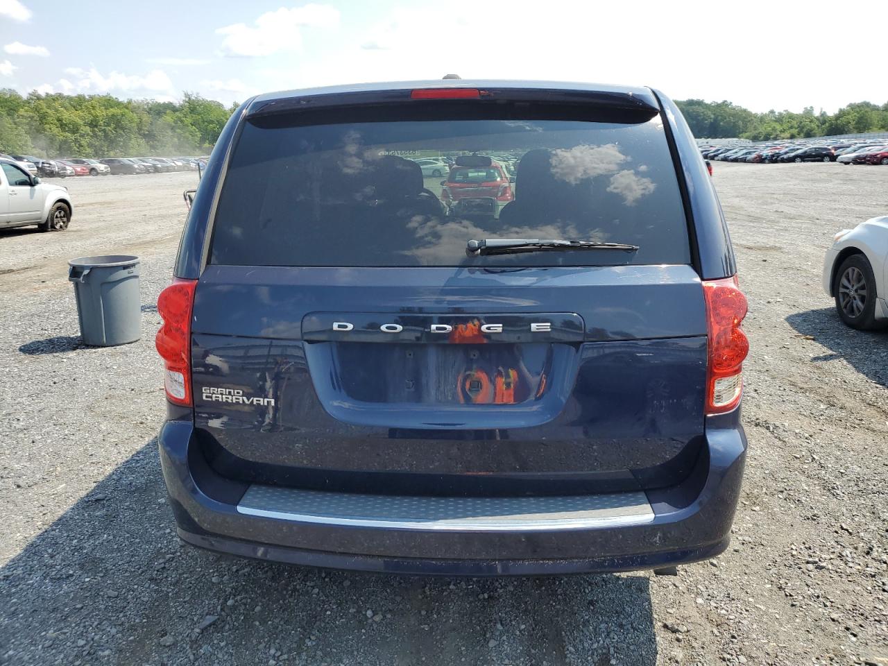 Photo 5 VIN: 2C4RDGBG8DR676349 - DODGE CARAVAN 