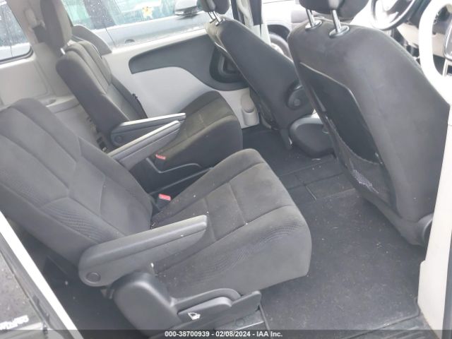 Photo 7 VIN: 2C4RDGBG8DR754130 - DODGE GRAND CARAVAN 