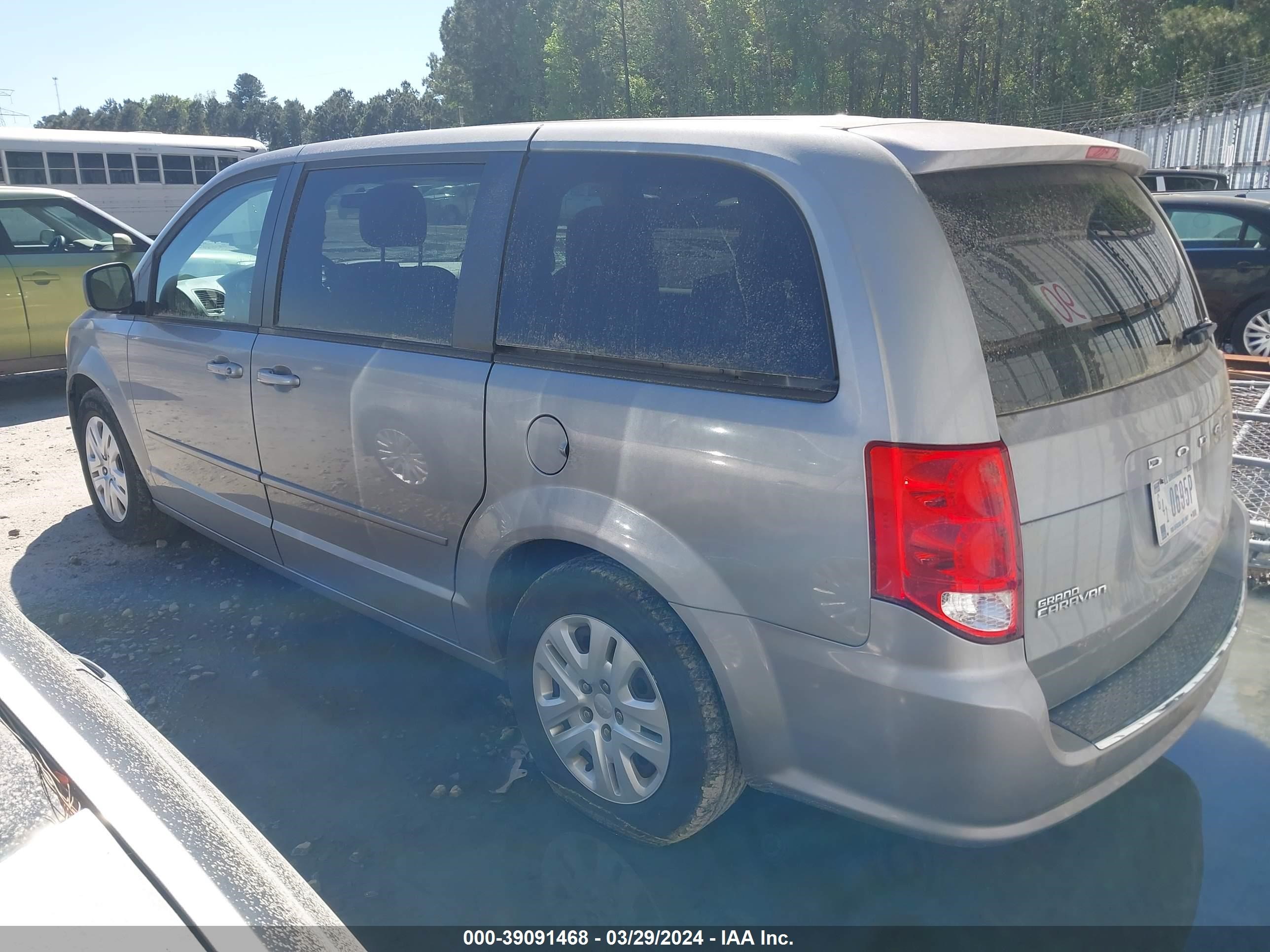 Photo 2 VIN: 2C4RDGBG8ER353906 - DODGE CARAVAN 