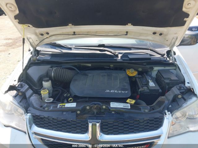 Photo 9 VIN: 2C4RDGBG8FR518791 - DODGE GRAND CARAVAN 