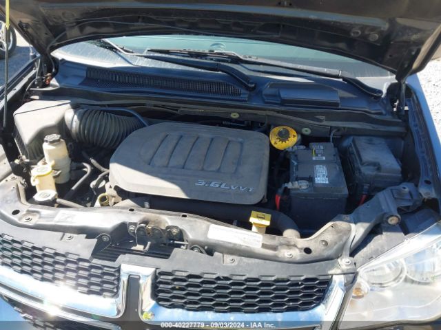 Photo 9 VIN: 2C4RDGBG8FR593961 - DODGE GRAND CARAVAN 