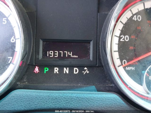 Photo 6 VIN: 2C4RDGBG8FR647825 - DODGE GRAND CARAVAN 