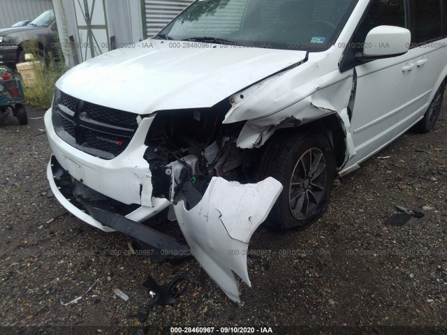 Photo 5 VIN: 2C4RDGBG8GR171786 - DODGE GRAND CARAVAN 