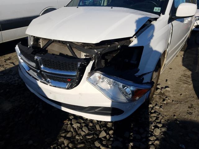 Photo 8 VIN: 2C4RDGBG8HR563880 - DODGE GRAND CARA 